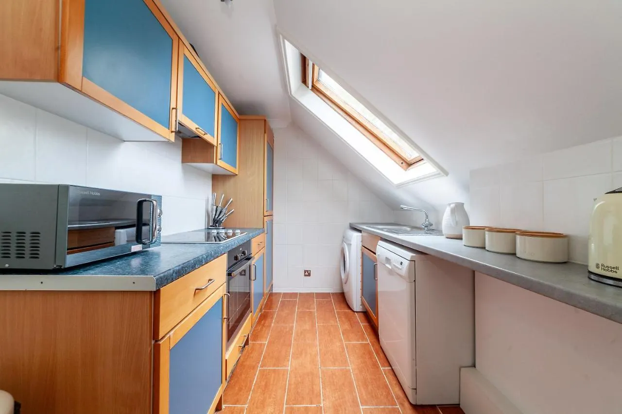 The Lewisham Flat Apartment London 0*,